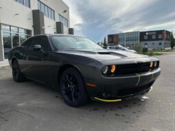 
										2017 Dodge Challenger SXT Plus full									
