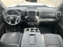 
										2023 Chevrolet Silverado 2500 Custom Diesel full									