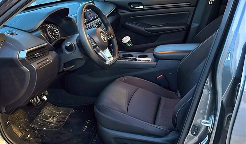 
								2022 Nissan Altima 2.5 SE full									