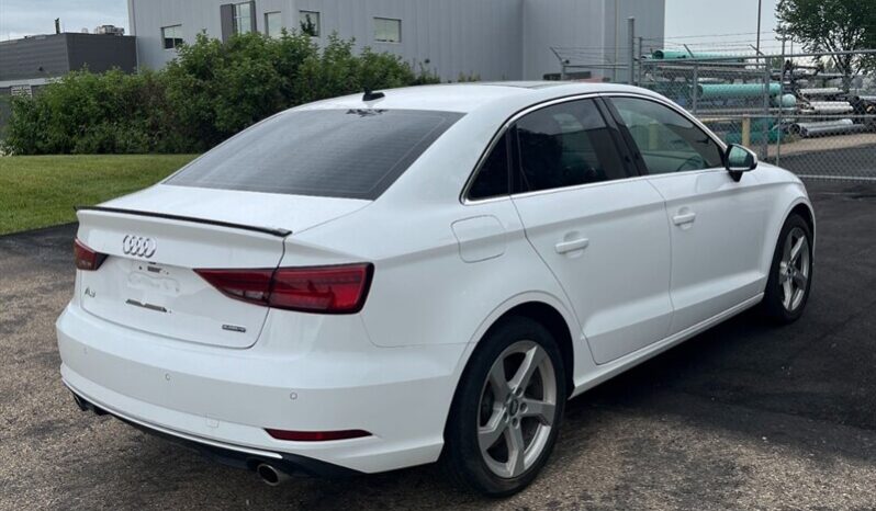 
								2019 Audi A3 quattro Premium 45 TFSI full									