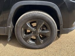 
										2019 Jeep Cherokee Latitude full									