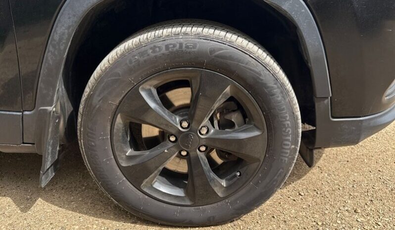 
								2019 Jeep Cherokee Latitude full									