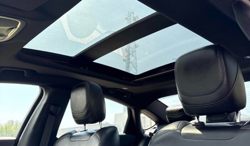 
								2016 Chrysler 200 S full									