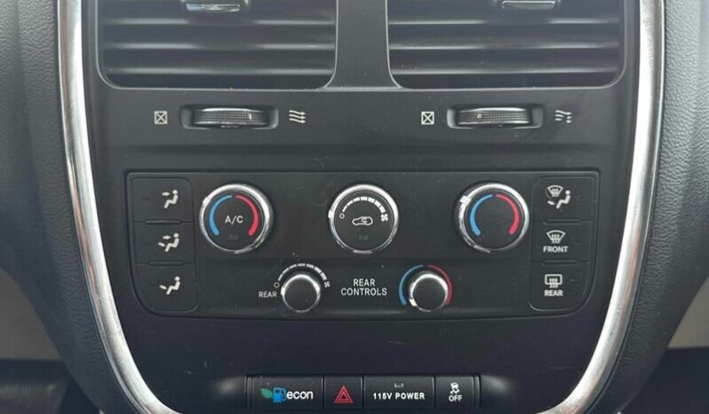 
								2017 Dodge Grand Caravan SXT full									