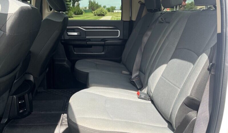 
								2020 RAM 3500 Big Horn full									