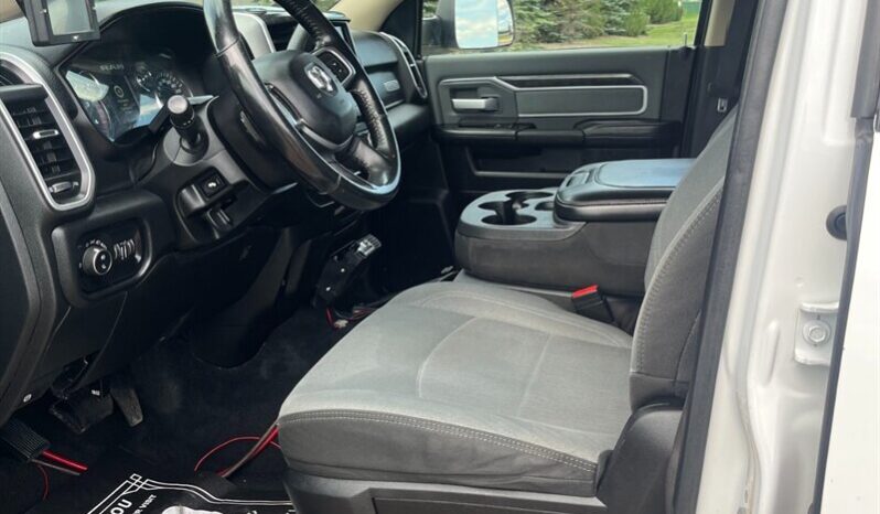 
								2020 RAM 3500 Big Horn full									