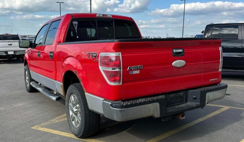 
								2011 Ford F-150 XLT full									