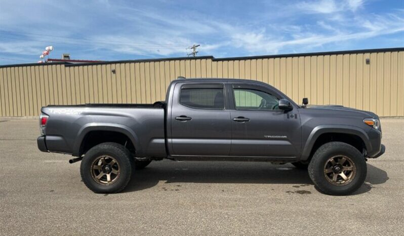 
								2022 Toyota Tacoma TRD Sport full									