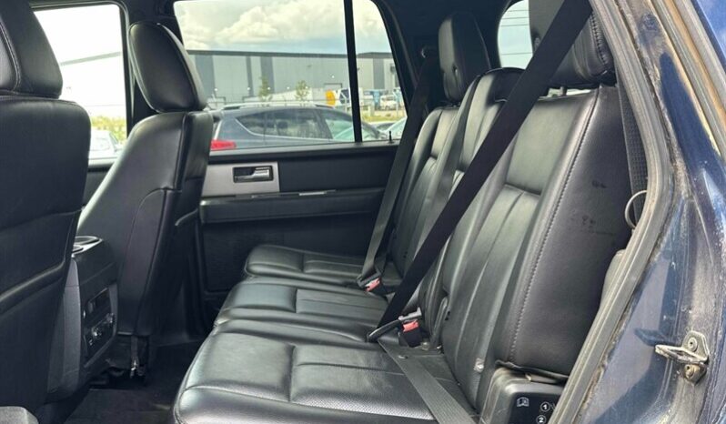 
								2017 Ford Expedition XLT full									