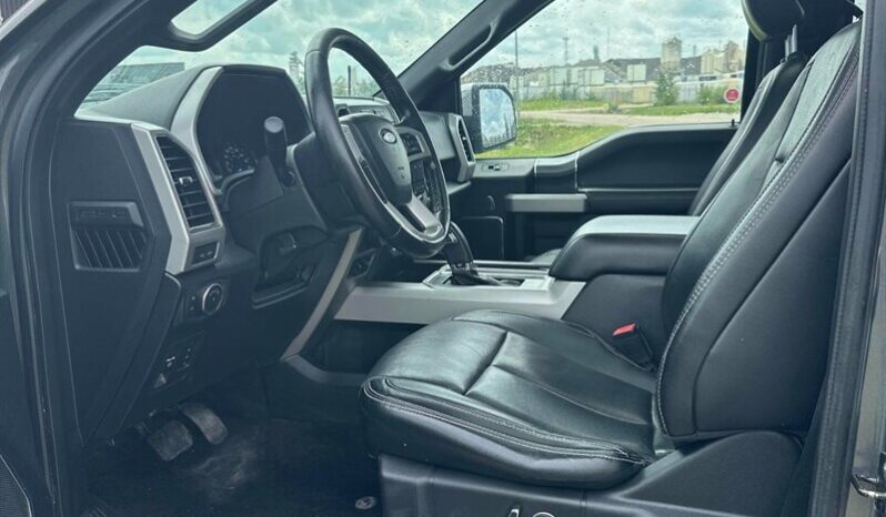 
								2018 Ford F-150 Lariat full									