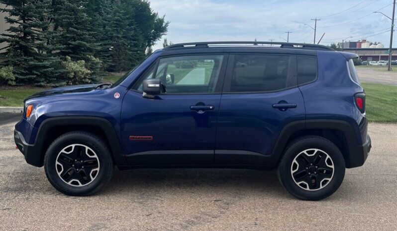 
								2016 Jeep Renegade Trailhawk full									
