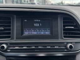 
										2020 Hyundai Elantra Essential full									