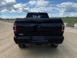 
										2022 RAM 3500 Big Horn Night Edition 8ft Box full									