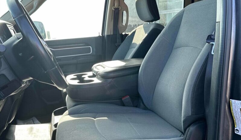 
								2020 RAM 2500 Big Horn full									
