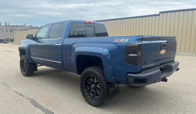 
								2017 Chevrolet Silverado 1500 LTZ Z71 full									