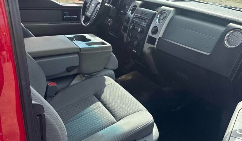 
								2014 Ford F-150 XLT full									