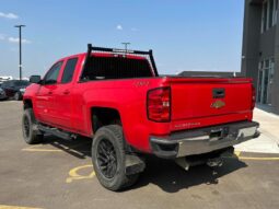 
										2018 Chevrolet Silverado 1500 LT full									