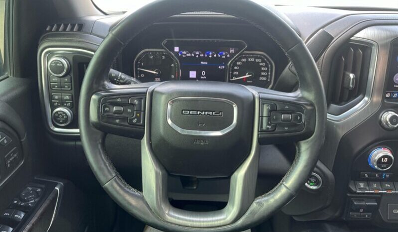 
								2020 GMC Sierra 2500 Denali Diesel full									