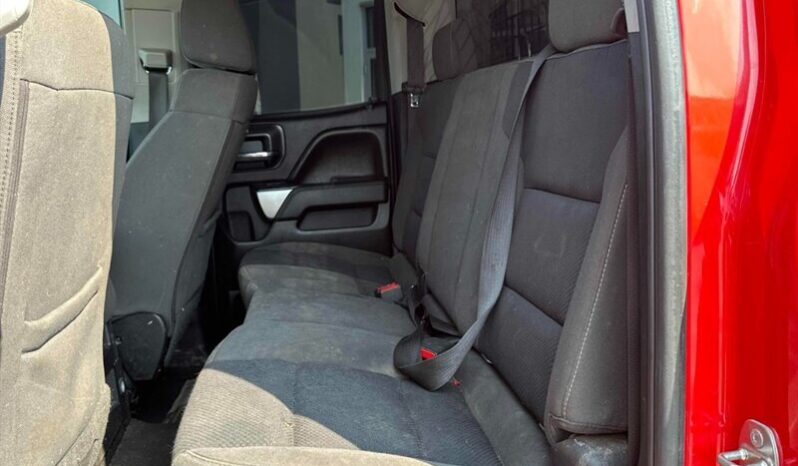 
								2018 Chevrolet Silverado 1500 LT full									