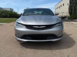 
										2016 Chrysler 200 S full									