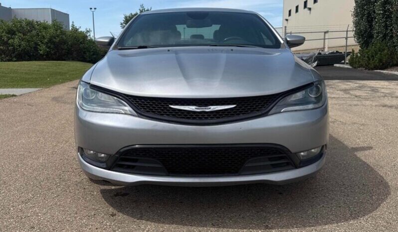 
								2016 Chrysler 200 S full									