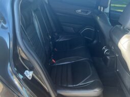 
										2017 Alfa Romeo Giulia Ti full									