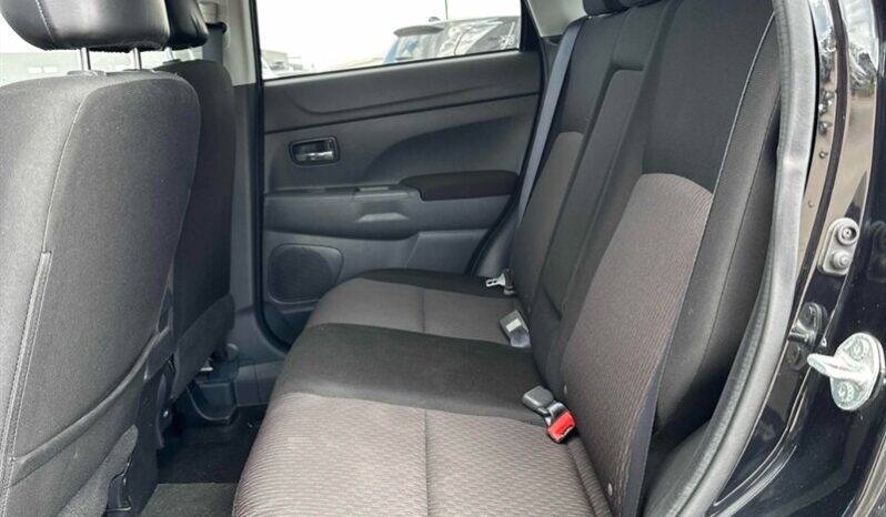 
								2019 Mitsubishi RVR SE AWC full									