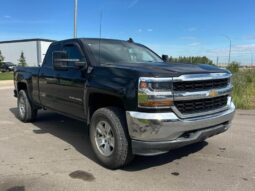 
										2018 Chevrolet Silverado 1500 LT full									