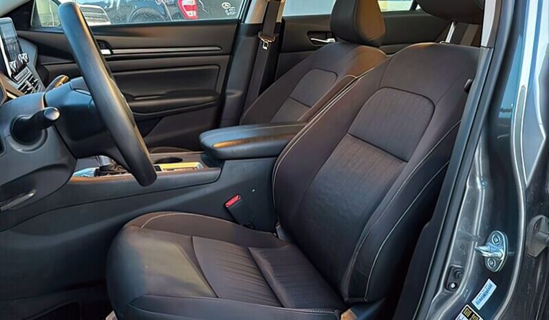 
								2022 Nissan Altima 2.5 SE full									