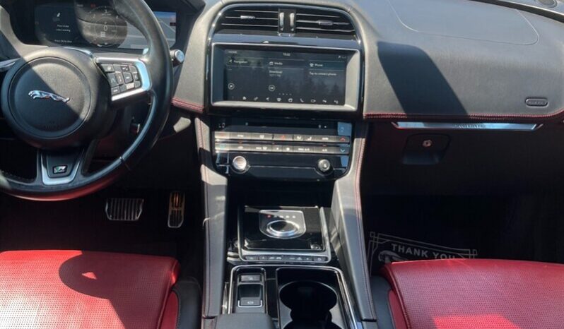 
								2019 Jaguar F-PACE 20d R-Sport full									