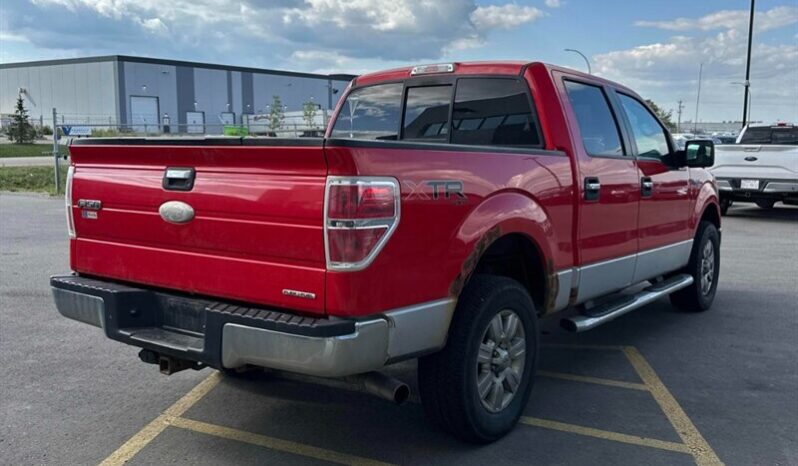 
								2011 Ford F-150 XLT full									