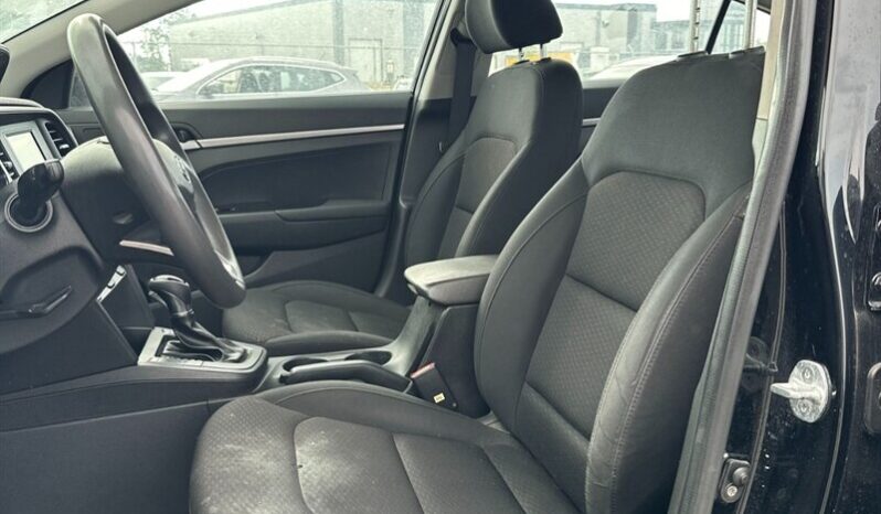 
								2020 Hyundai Elantra Essential full									