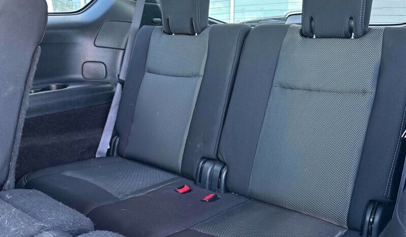 
								2020 Nissan Pathfinder SV Tech full									