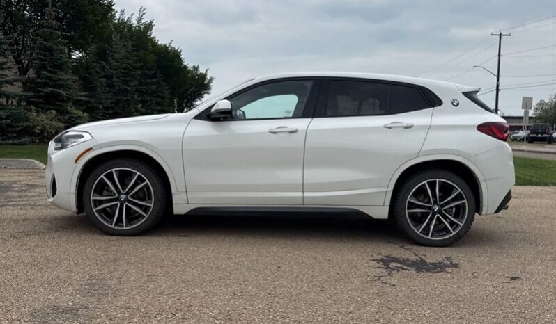 
								2022 BMW X2 xDrive28i full									