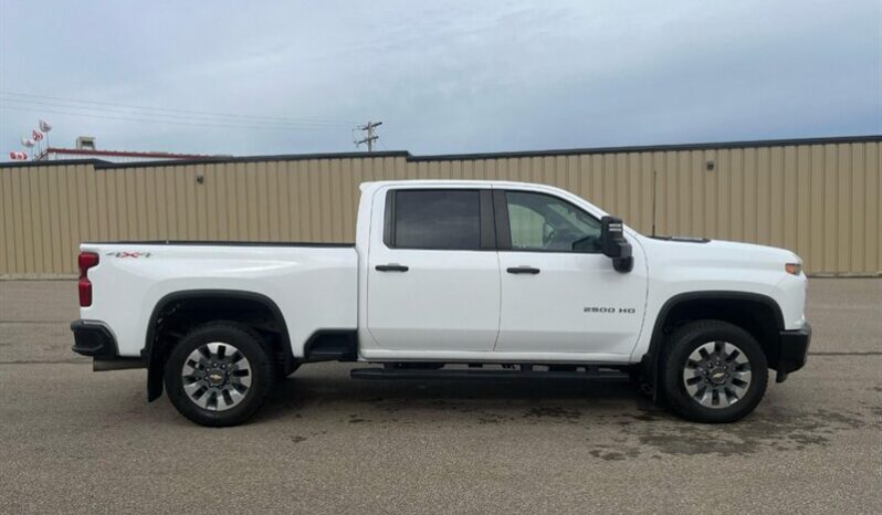 
								2023 Chevrolet Silverado 2500 Custom Diesel full									