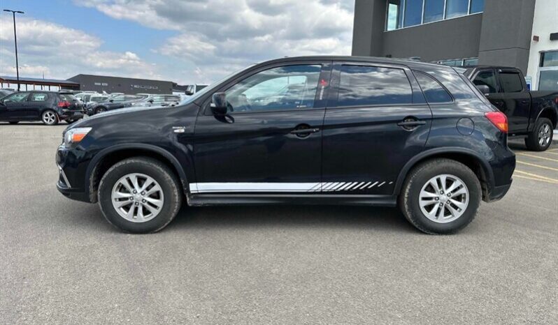 
								2019 Mitsubishi RVR SE AWC full									