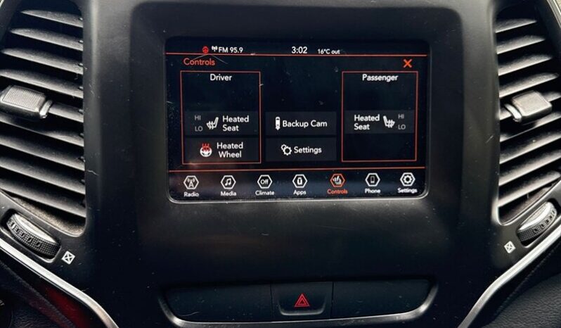 
								2019 Jeep Cherokee Latitude full									