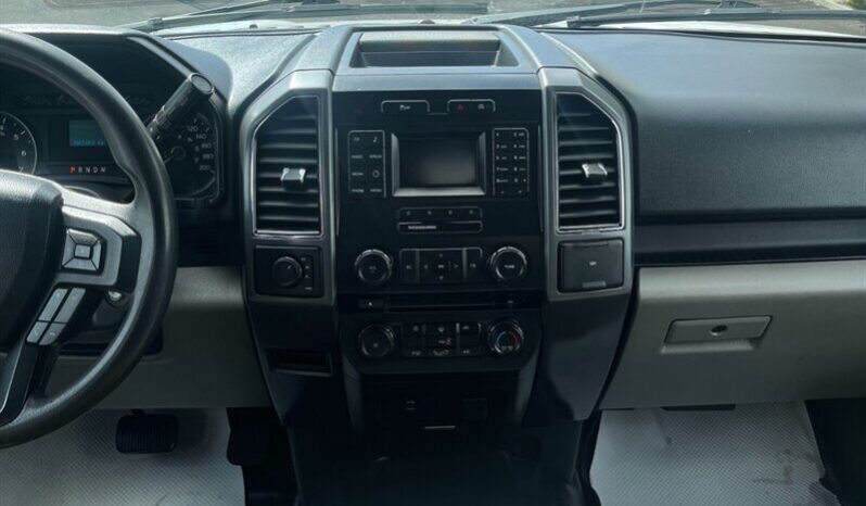
								2018 Ford F-150 XLT full									