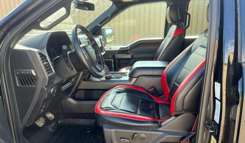 
								2018 Ford F-150 Lariat full									