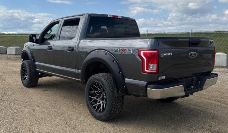 
								2017 Ford F-150 XLT full									