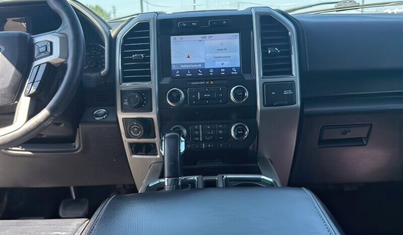 
								2019 Ford F-150 Lariat full									