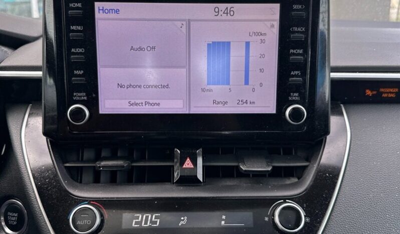 
								2022 Toyota Corolla LE full									
