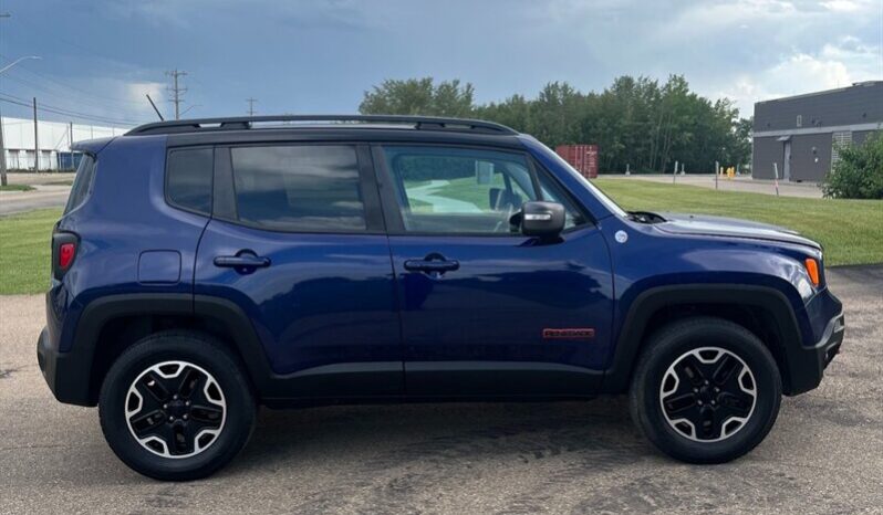 
								2016 Jeep Renegade Trailhawk full									