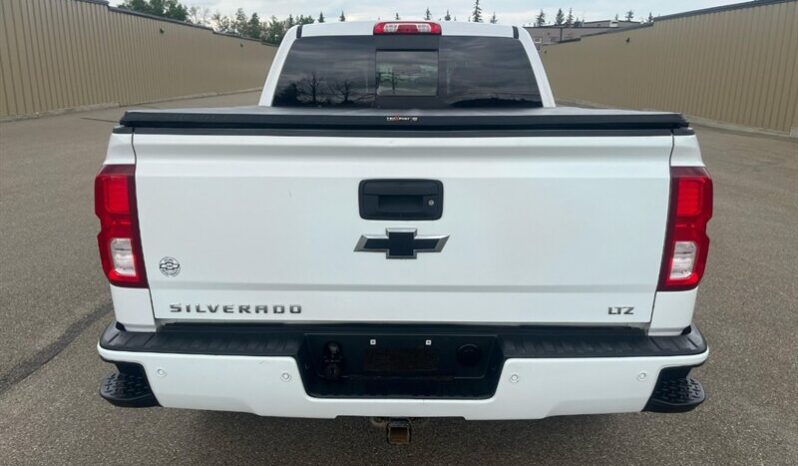 
								2018 Chevrolet Silverado 1500 LTZ Z71 full									