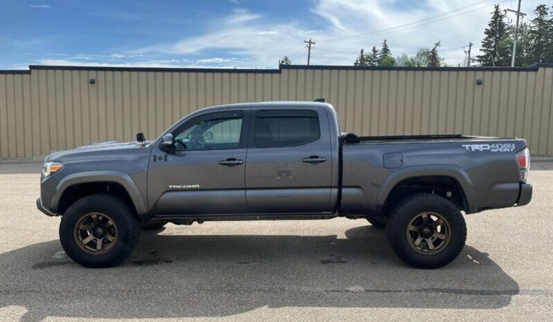 
								2022 Toyota Tacoma TRD Sport full									