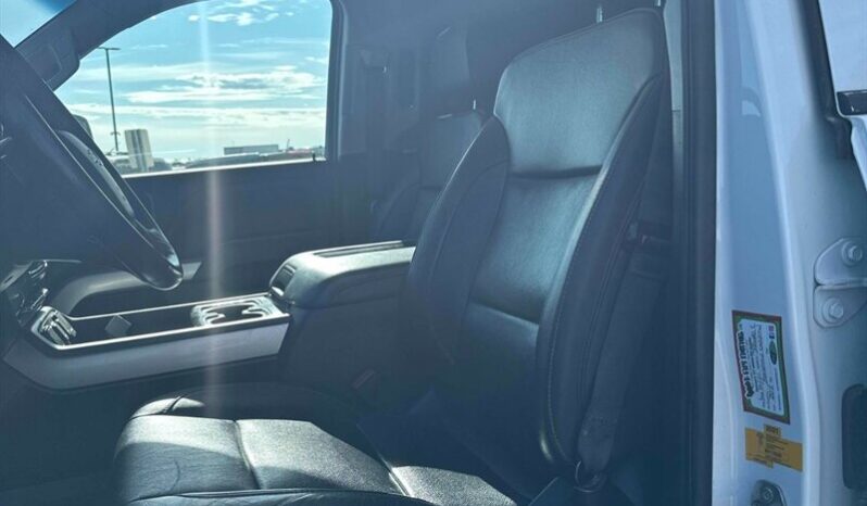 
								2018 Chevrolet Silverado 1500 LTZ Z71 full									