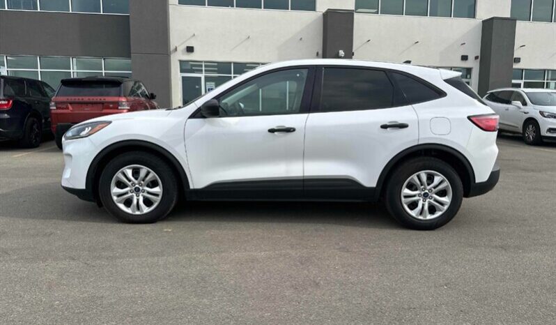 
								2021 Ford Escape S full									