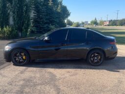 
										2017 Alfa Romeo Giulia Ti full									