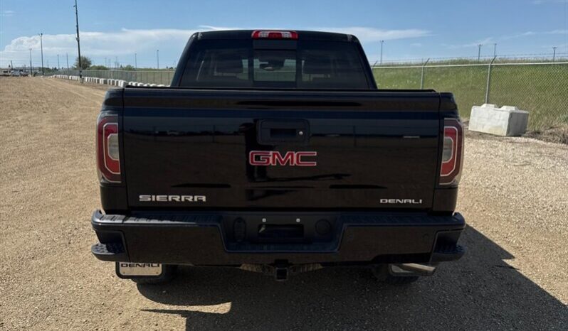 
								2018 GMC Sierra 1500 Denali full									