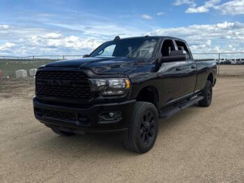 2022 RAM 3500 Big Horn Night Edition 8ft Box